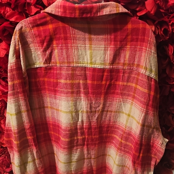 Old Navy NWT Red and Yellow Plaid Boyfriend Button-Up Shirt Size XLarge - Picture 6 of 6